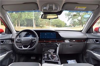 寶駿RC-6，為女性而“紅”，為“智行”而生